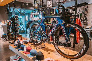 鐵人兵工廠 Waypoint Armory 